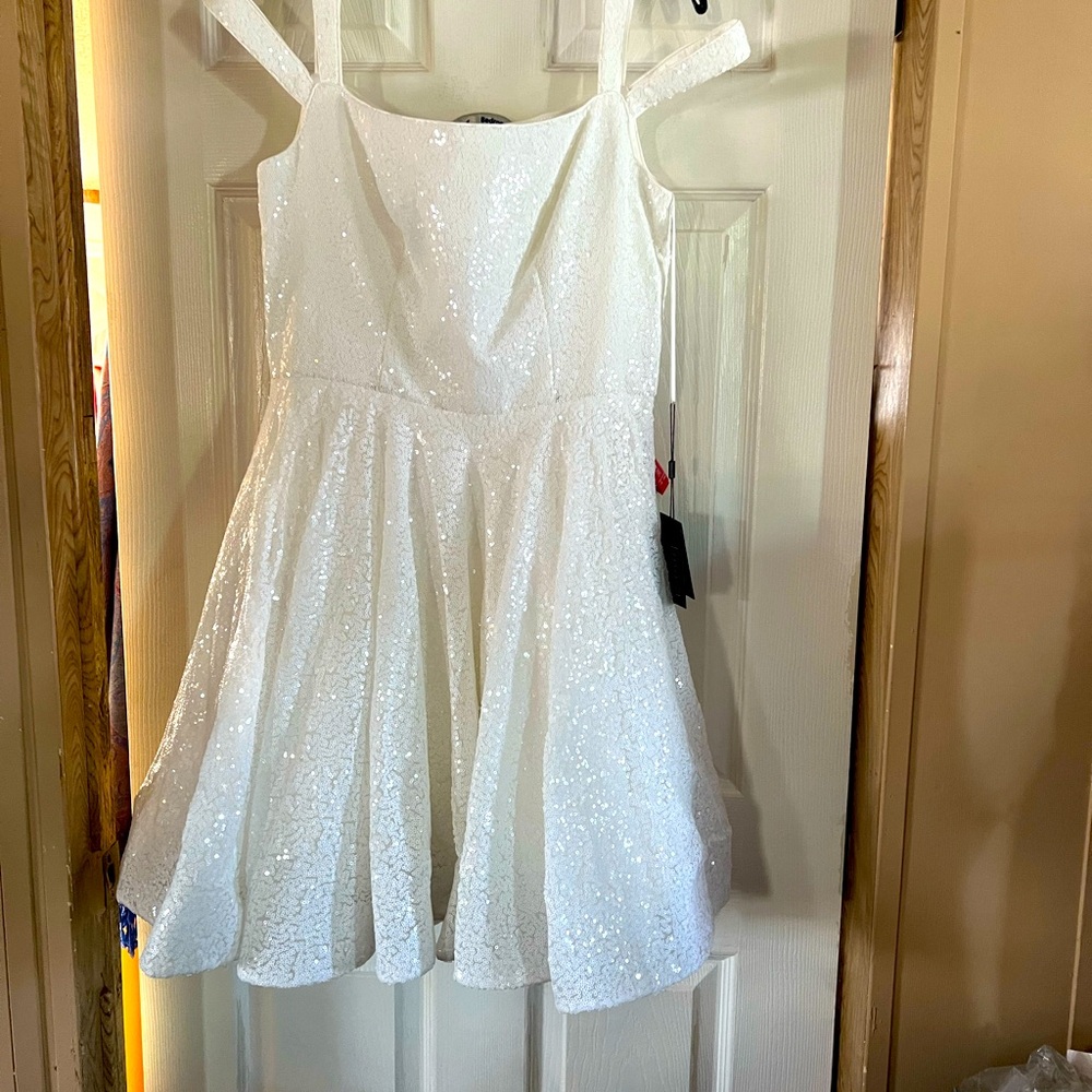 MacDuggal by Ieena 49484 white sequins mini dress